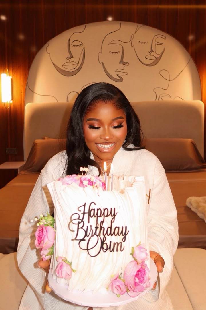 Birthday celebration with a floral cake